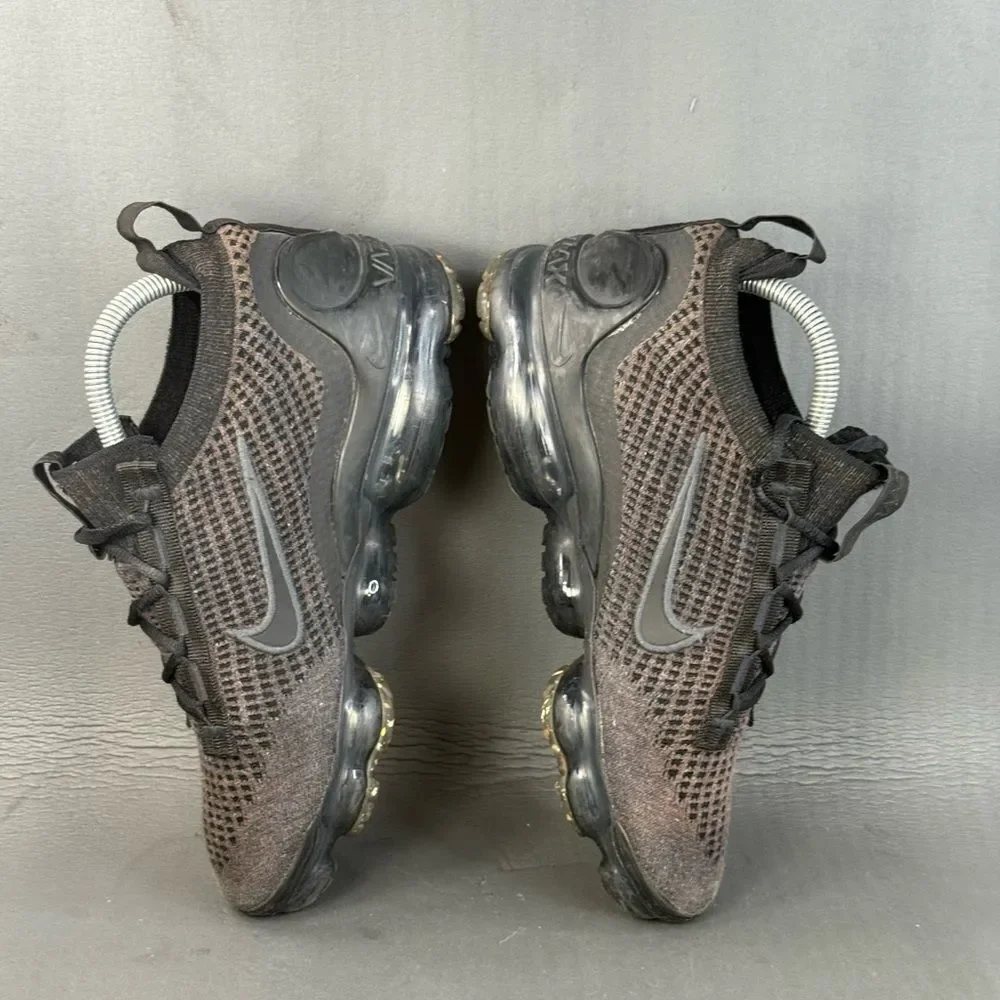 Nike Air VaporMax Flyknit  Black Anthracite  Shoes womens size 8.5 (Y6.5)